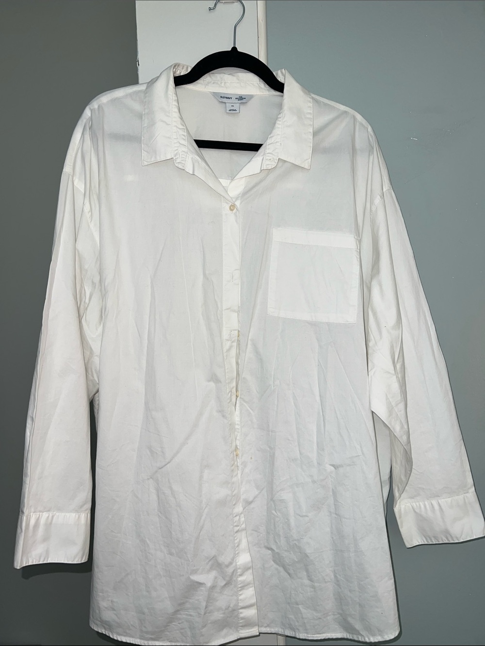 Old Navy White Women's Relaxed Button-Down Shirt